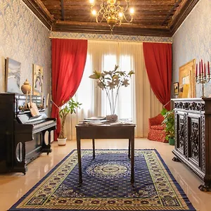 Charming Palace Santa Fosca Pensión