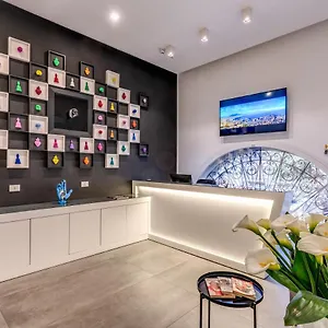 Gallery 3*, Νάπολη Ιταλία